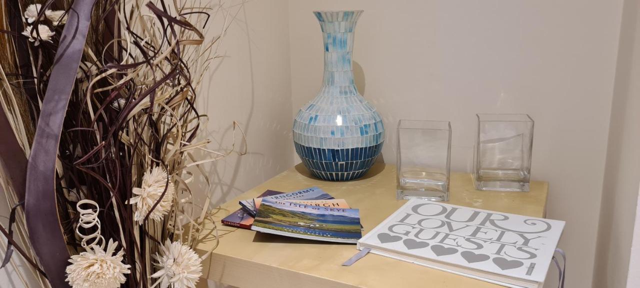 Heart Of Inverness-City Apartment Bagian luar foto