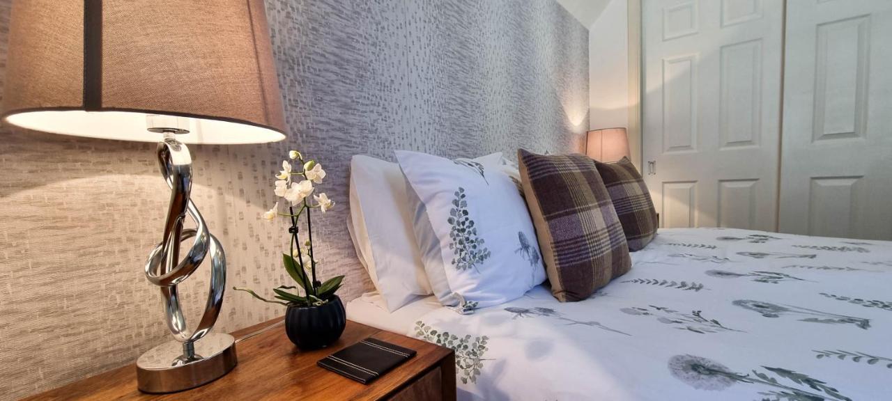 Heart Of Inverness-City Apartment Bagian luar foto