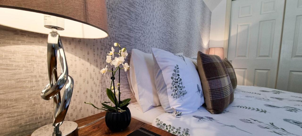 Heart Of Inverness-City Apartment Bagian luar foto
