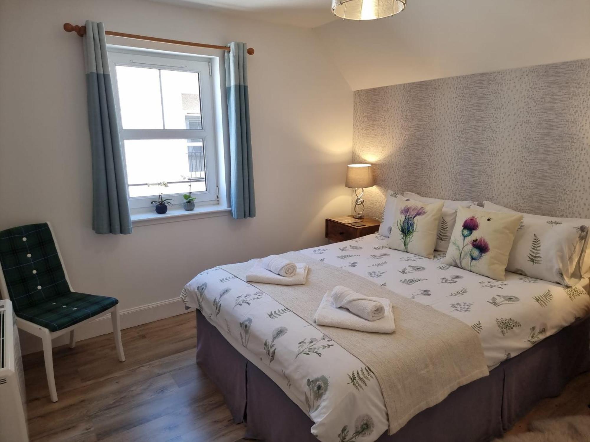 Heart Of Inverness-City Apartment Bagian luar foto